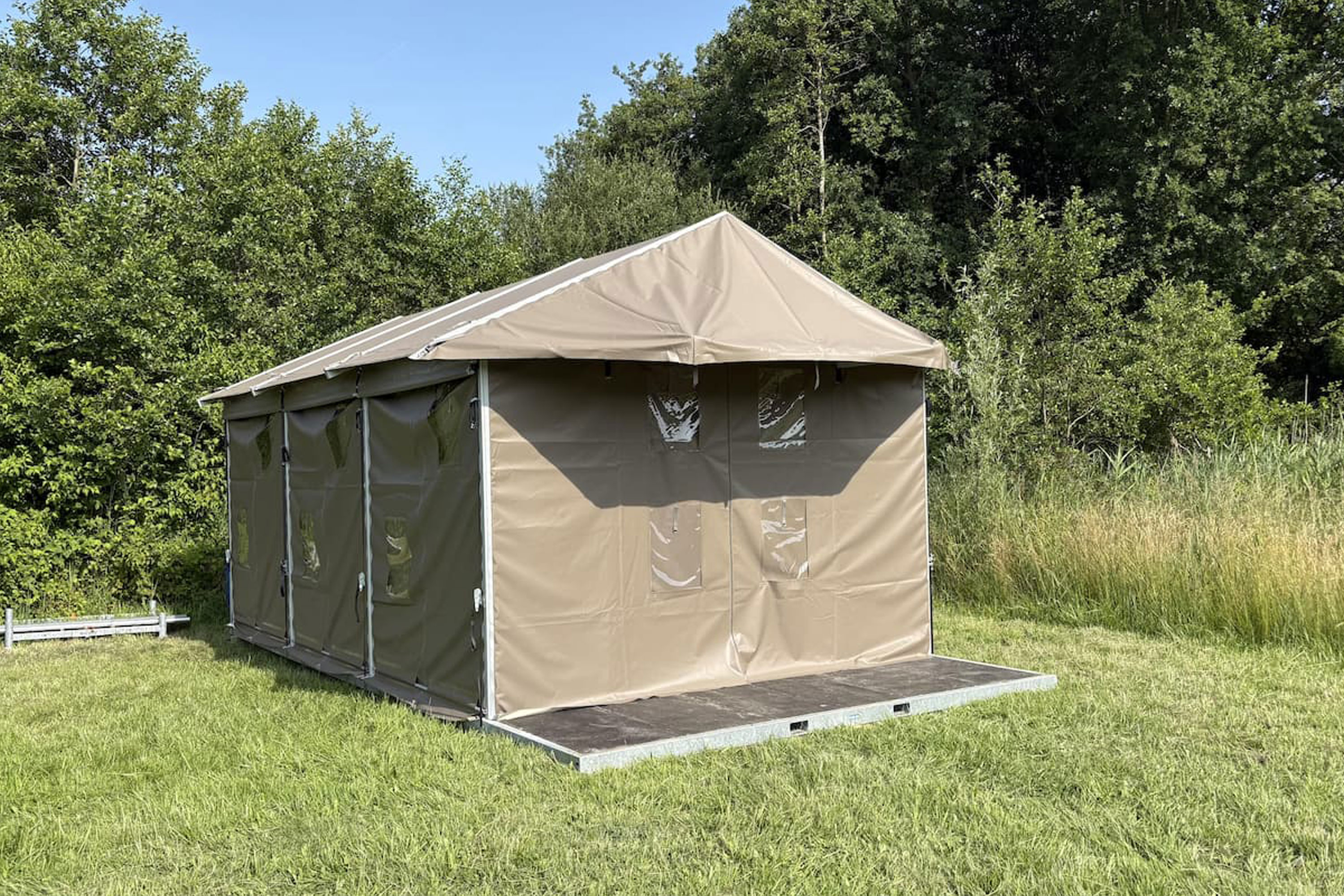 Hostel_HD_(4)_(1)_(1) (jpg)