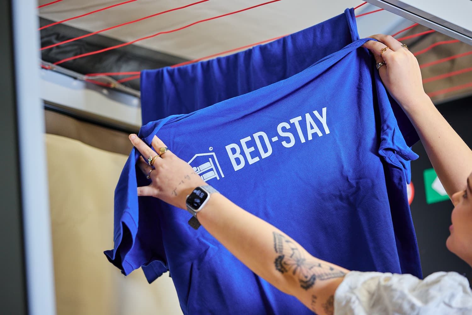 Bed-Stay add on: Clothing lines